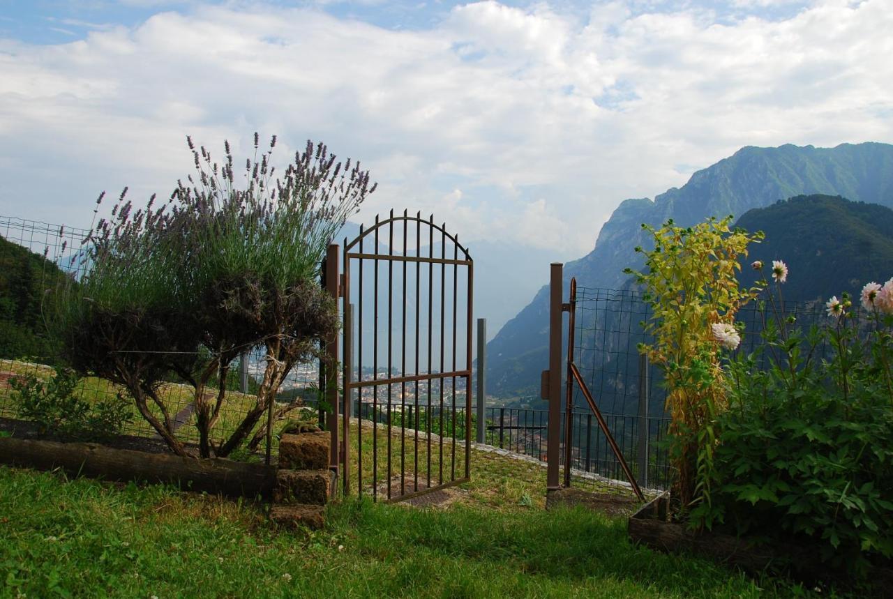 Casa Calvola Holiday Home Tenno Luaran gambar